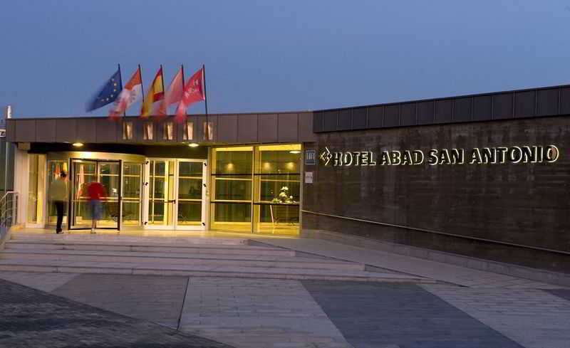 ホテル Arva Abad San Antonio レオン エクステリア 写真
